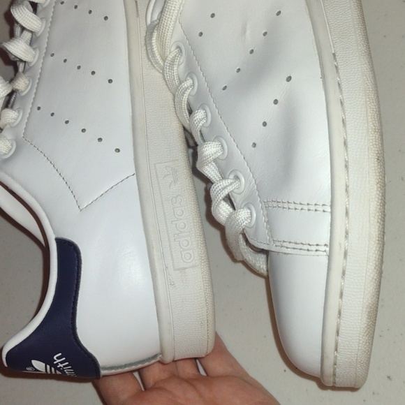 ADIDAS Stan Smith White Sneakers  size 7 - Picture 5 of 16